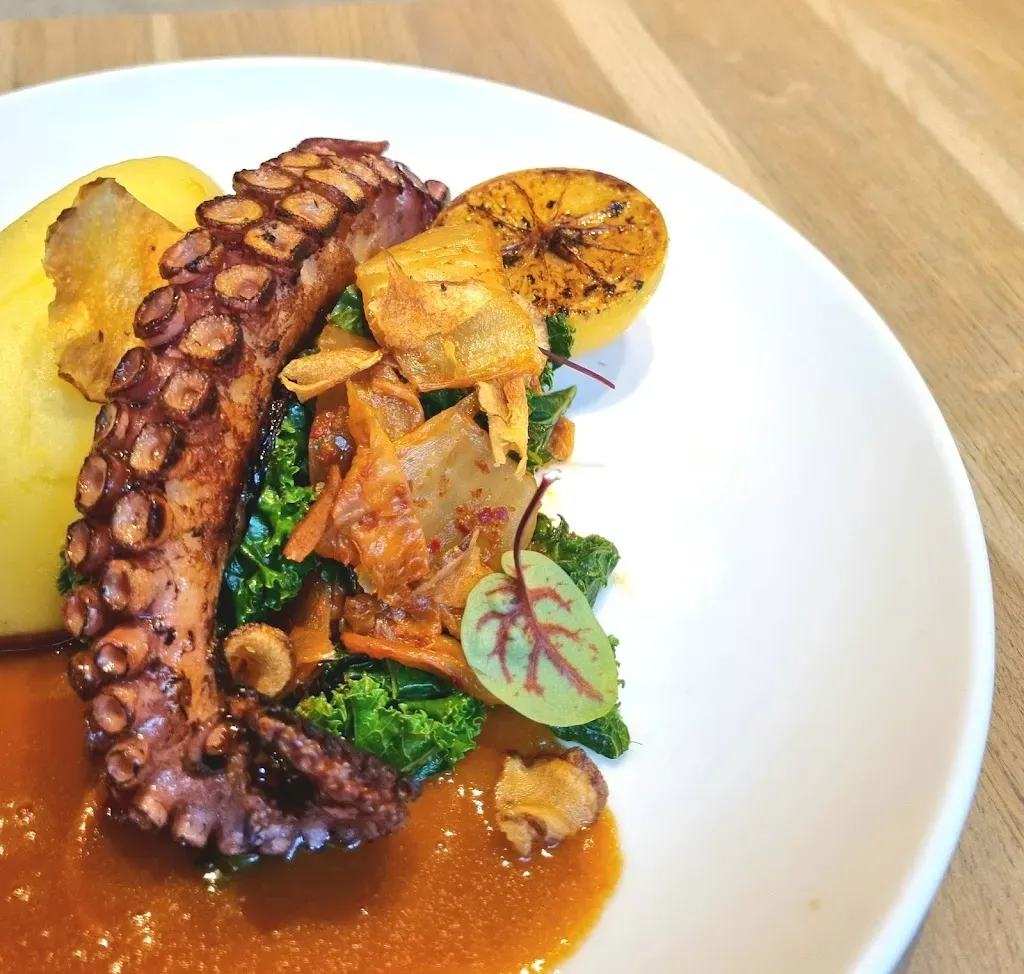 The seafood bar