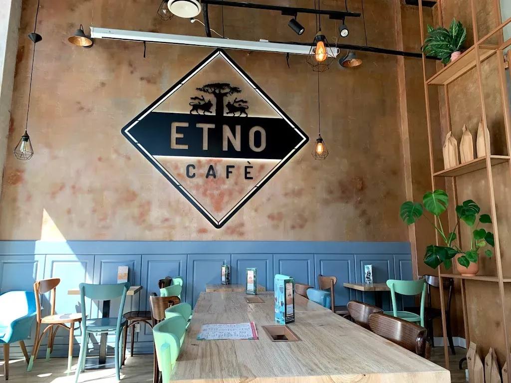 Etno Cafe Metro Politechnika
