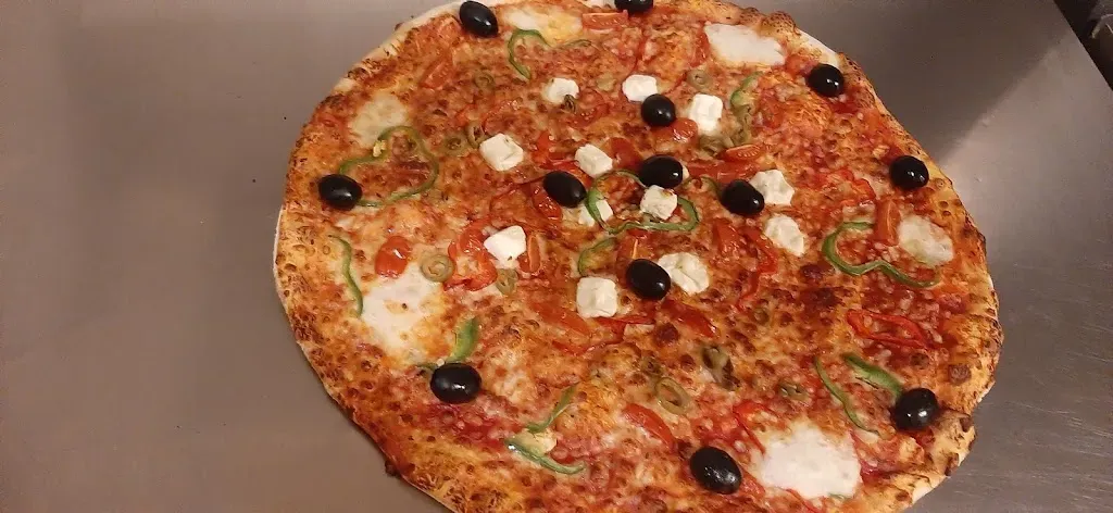 Pizza Time Smocza