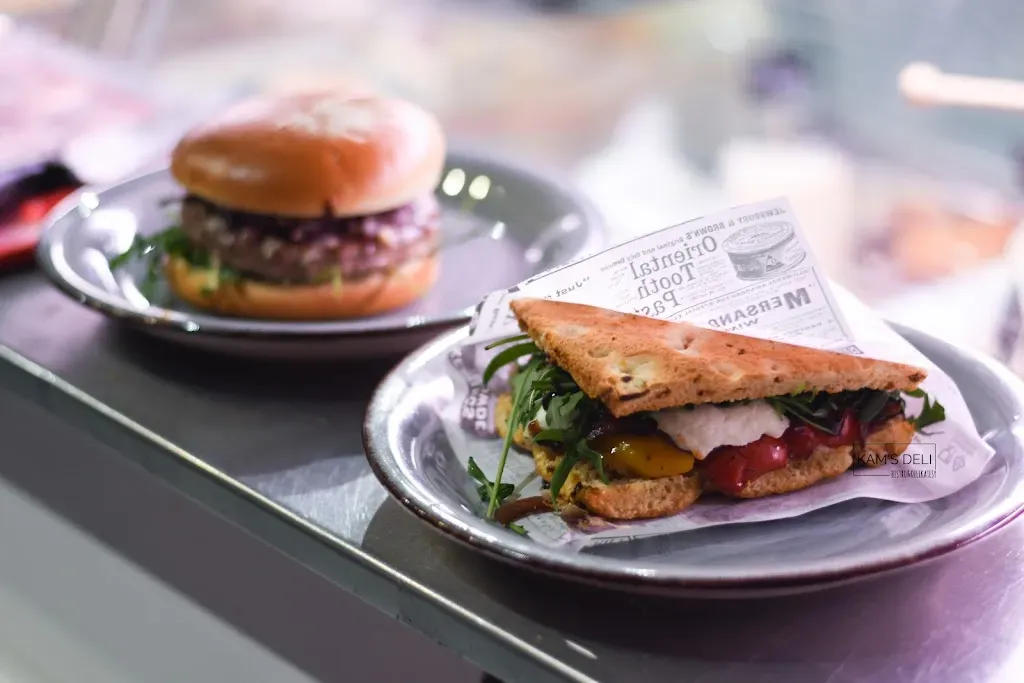 Kam's Deli