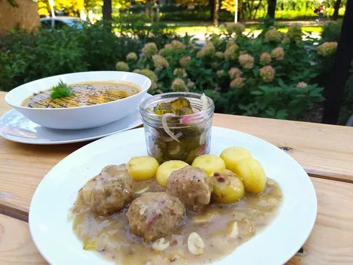 Warszawski Łotr Restauracja & Bar