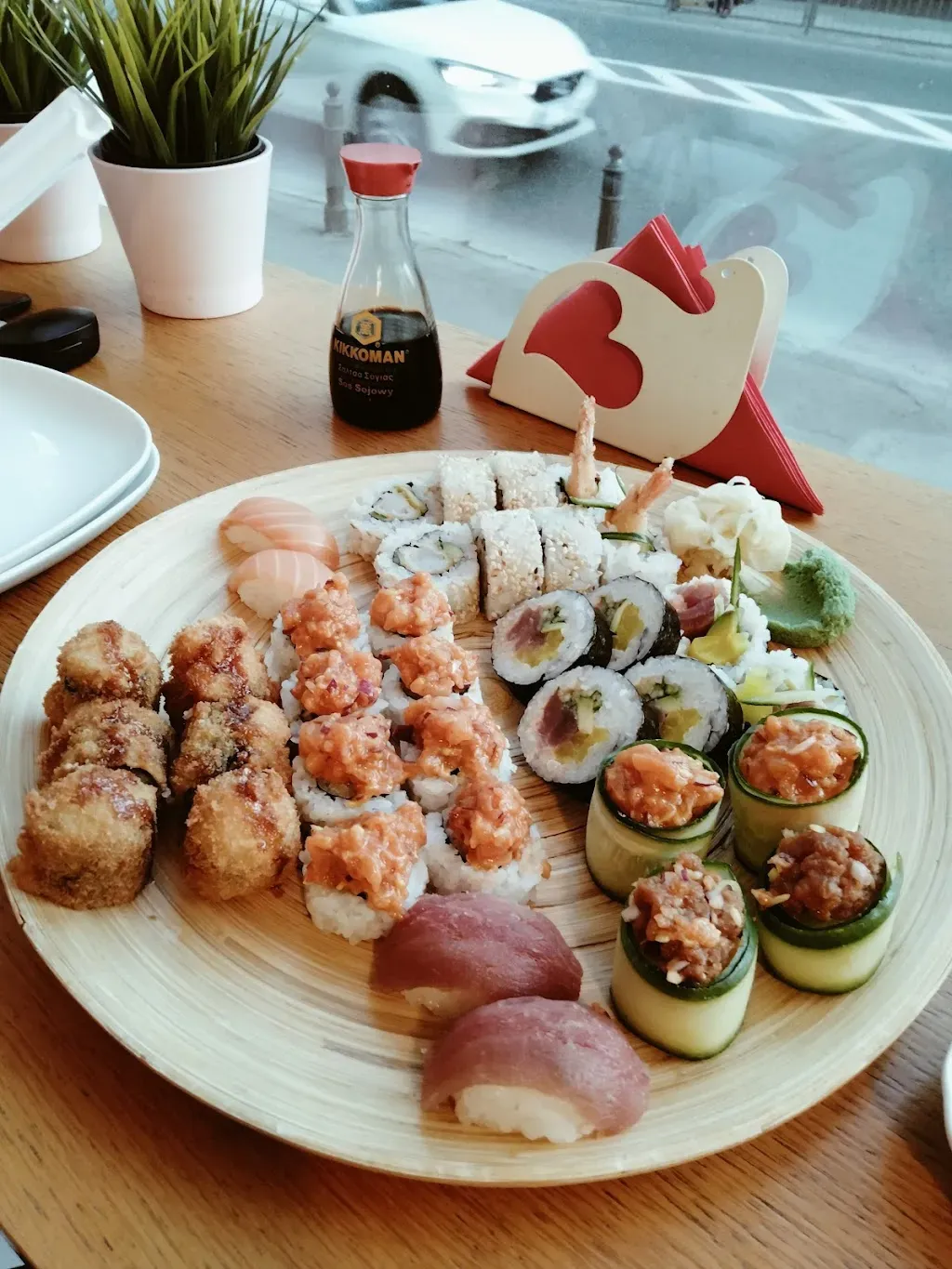 ToroToro sushi