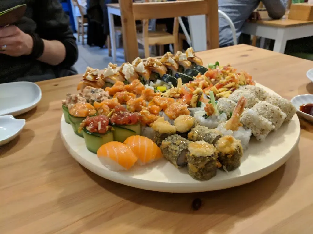 ToroToro sushi