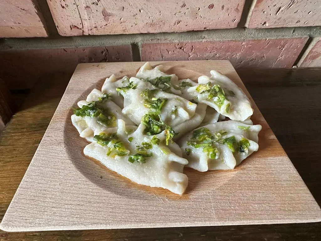 Mąka Warszawa, Pierogi, naleśniki i kopytka, Ręczna robota.