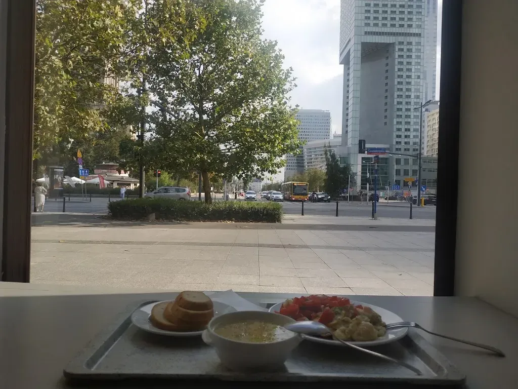 Bistro 32