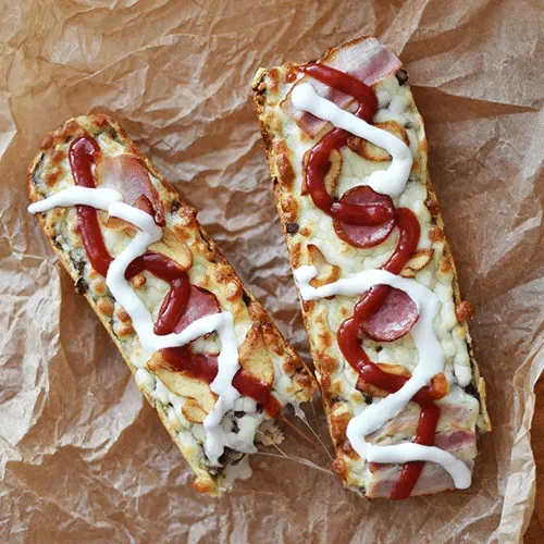 Meat Zapiekanka