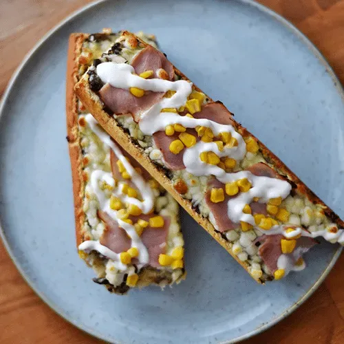 Prosciutto Zapiekanka