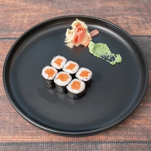Hosomaki with salmon