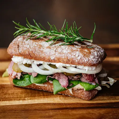 Pork in bun - juicy pork knuckle from the oven