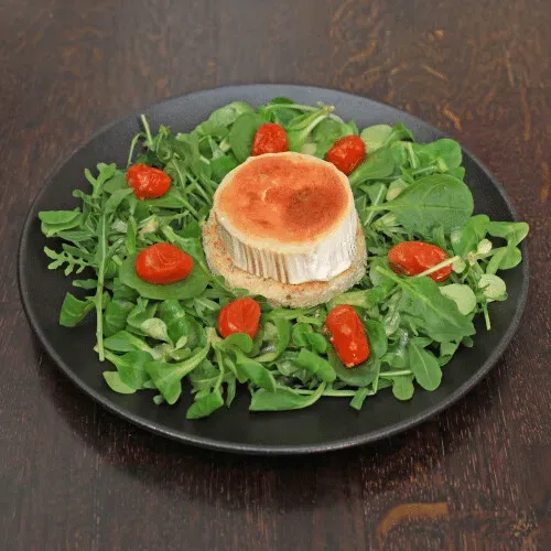 Salad with baked goat cheese