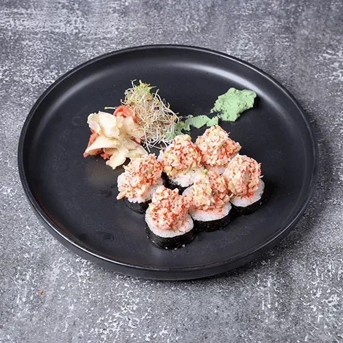 Futomaki with shrimp salad