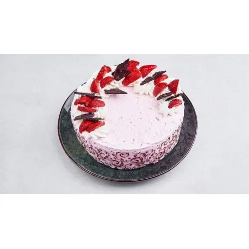 Tort bezowy z truskawkami i czekoladą 1.4 kg
