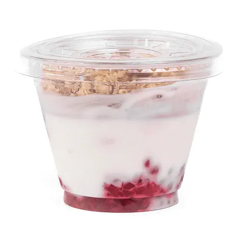Yogurt with raspberries and crunchy