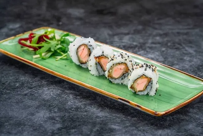 Lachs Tempura Rollen (8 Stück)