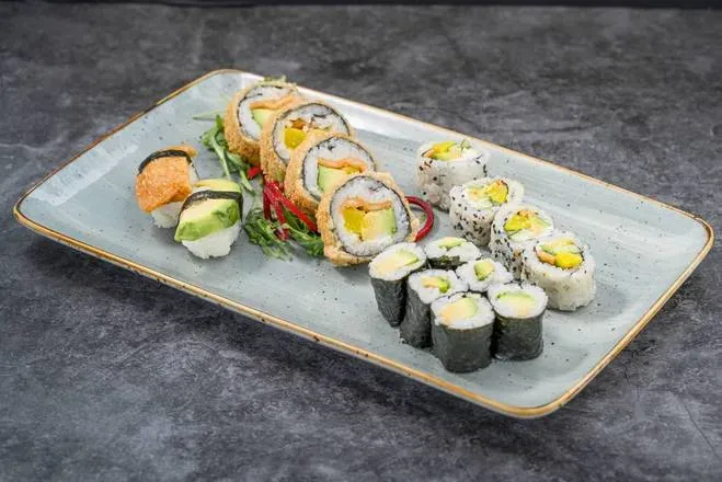 Sushi Box 8