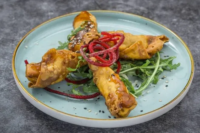 Mikado Frühlingsrollen (4 Stück)