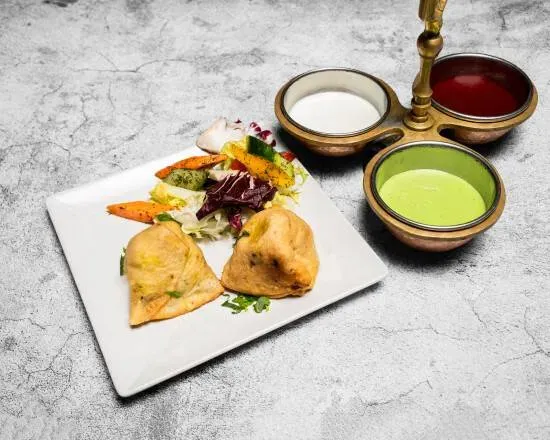 Samosas (2 Stück)