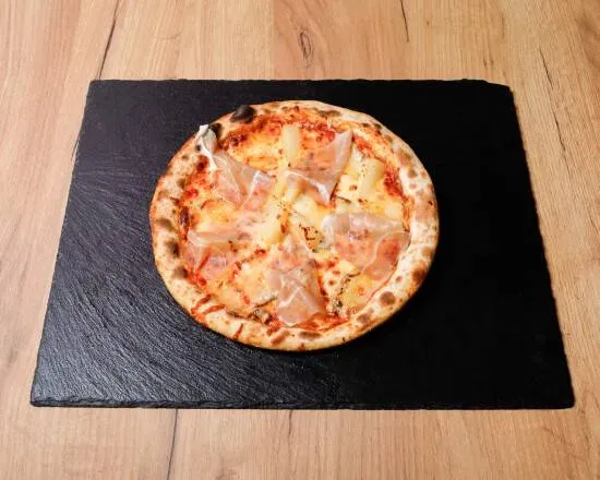 31. Pizza Gorgonzola