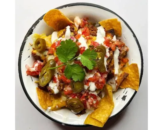 Nachos z chili con carne