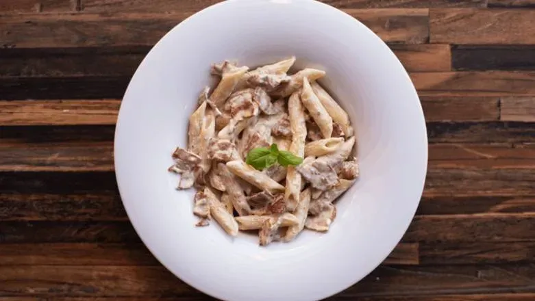 Penne Alfredo ☀️