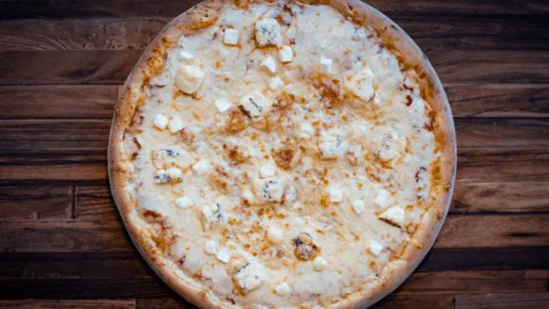 Vege Quatro cheese 🧀🧀🧀