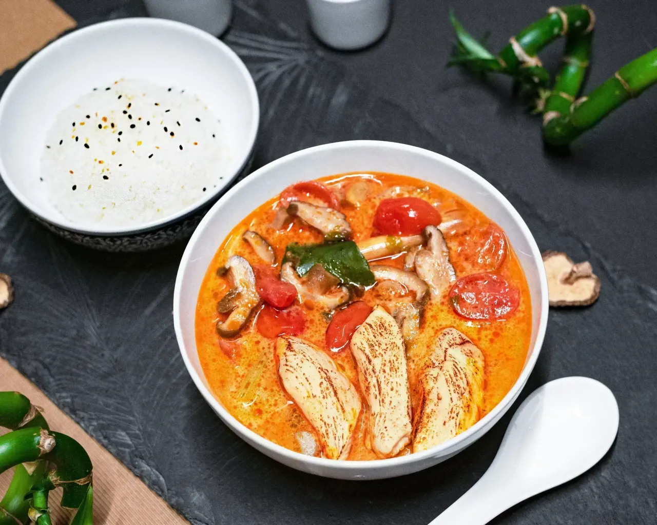 Tom Yum z kurczakiem