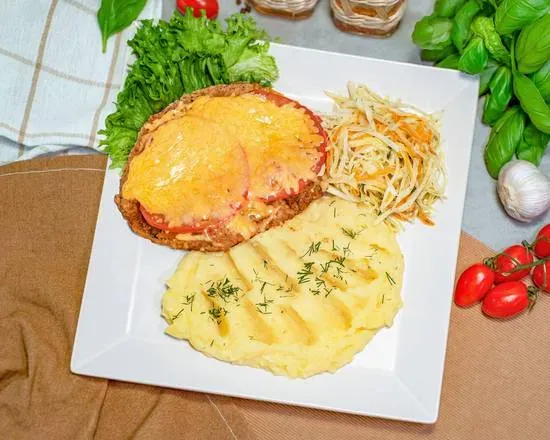 Kotlet Schabowy Zapiekany z Serem