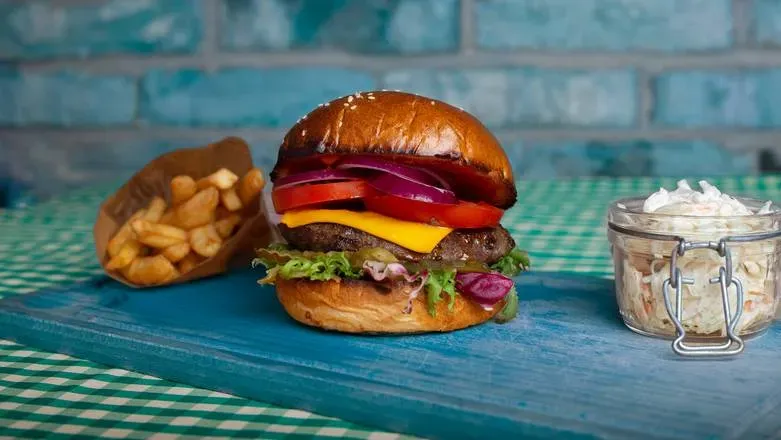 CHEESE BURGER