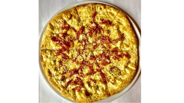Chlebek foccacia z pepperoni