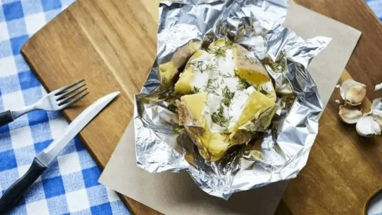 Grillowany Ziemniak w Mundurku