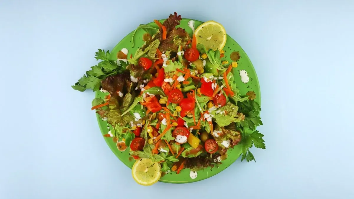85. Doner Salad