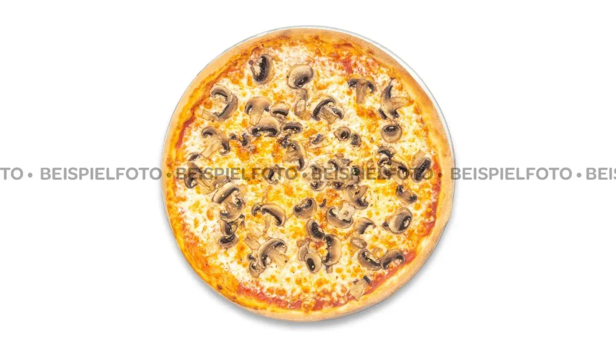 56. Pizza Funghi