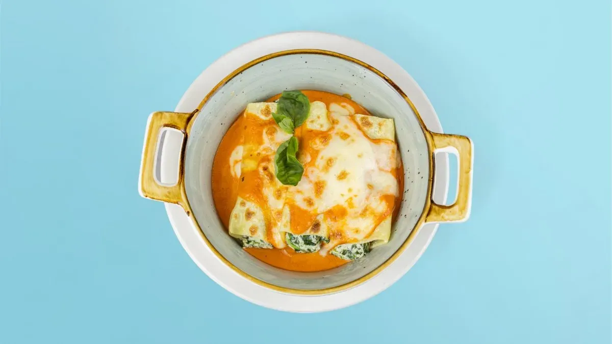 66. Cannelloni Ricotta e Spinaci