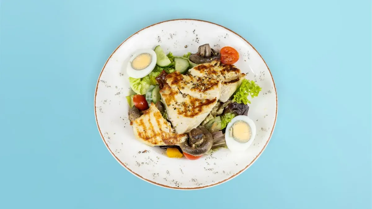 25. Insalata Napoli