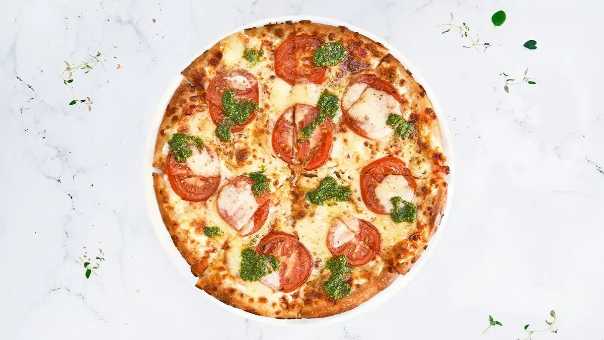 Pizza Caprese