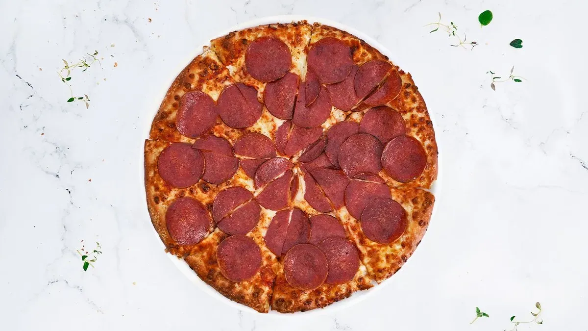 Pizza Salami Supreme