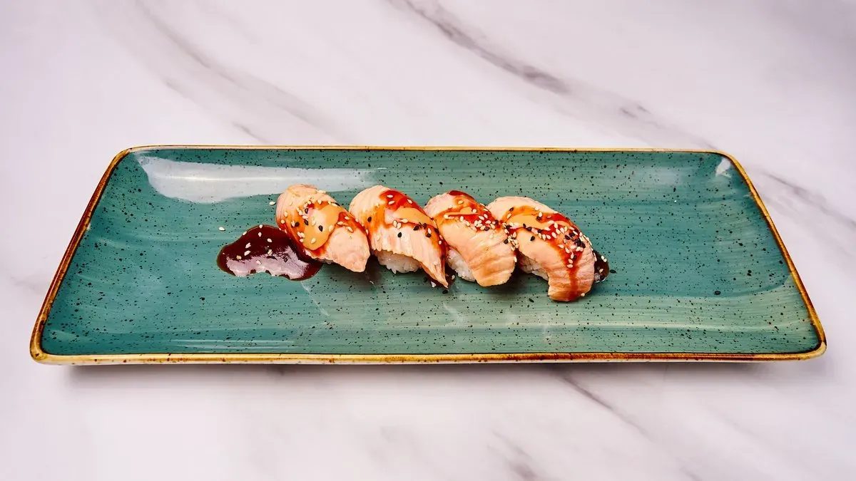 MN3. New York Nigiri