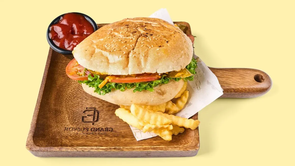 30. Grand F. Burger