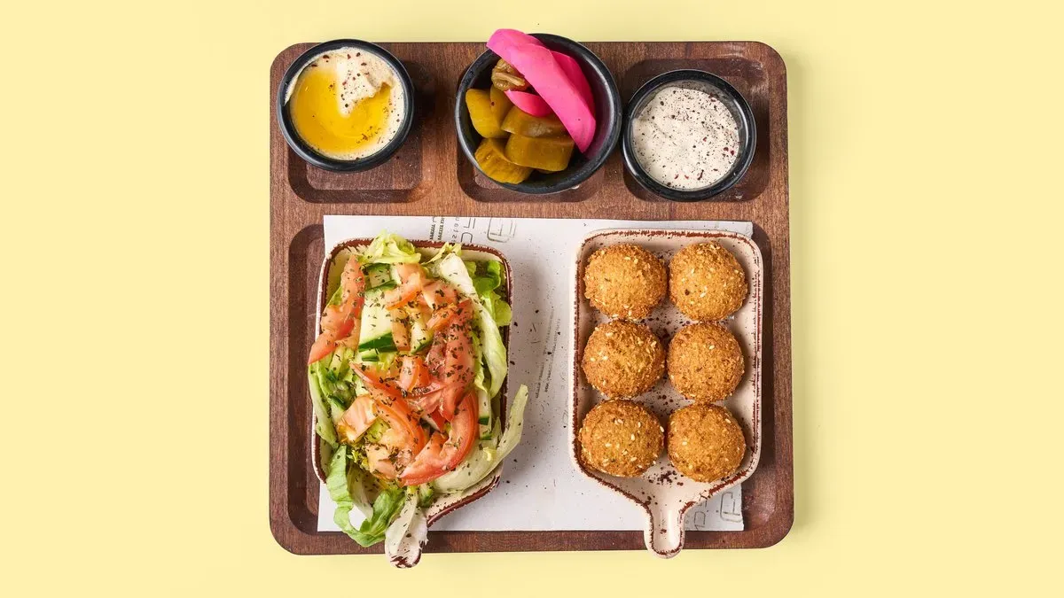 52. Falafel Plate