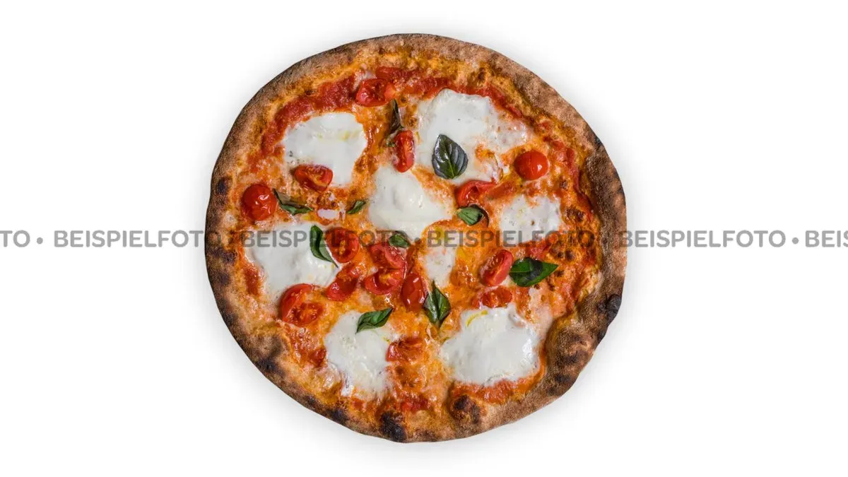 16. Pizza Napoli