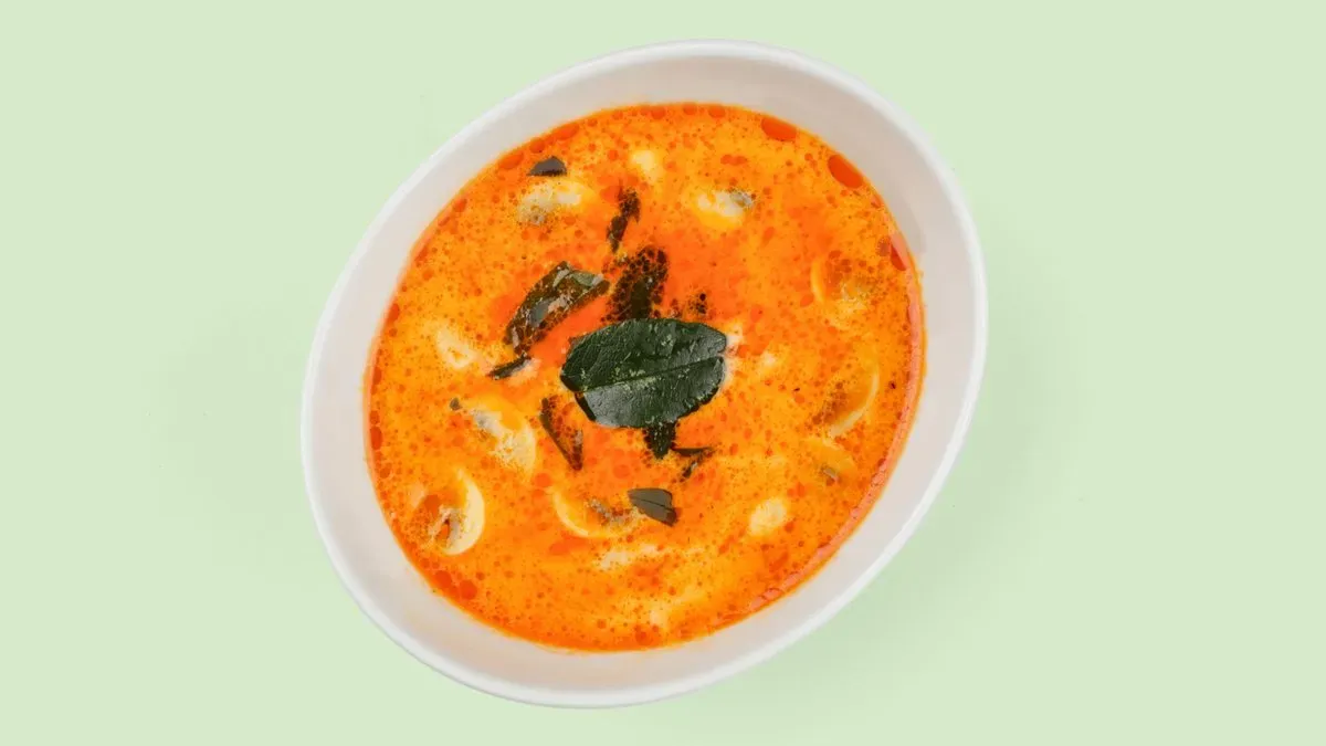 V3. Tom Kha Gai