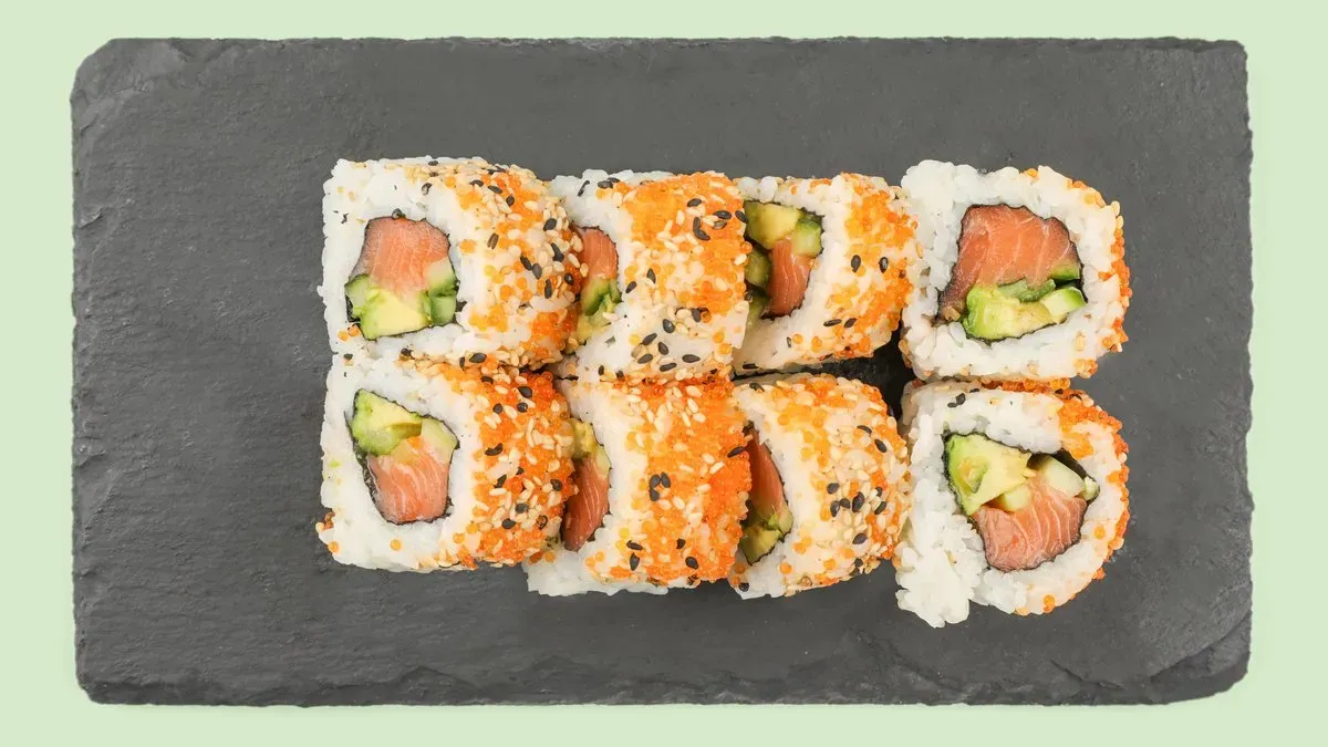 62. Sake Roll