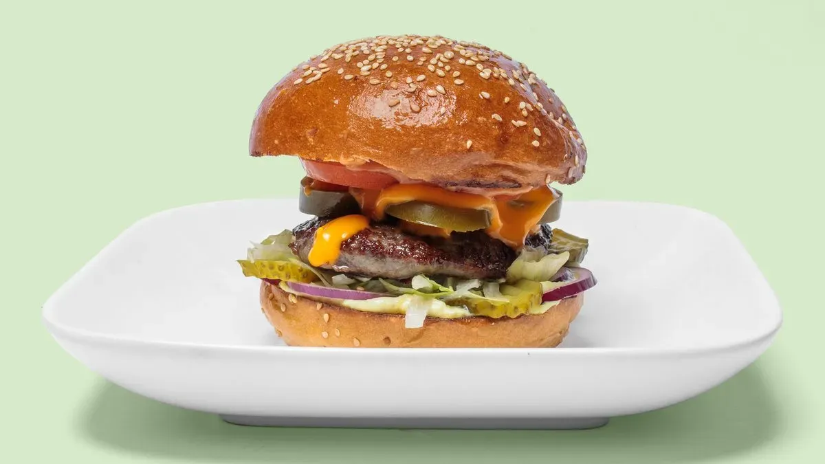 Chili Cheeseburger