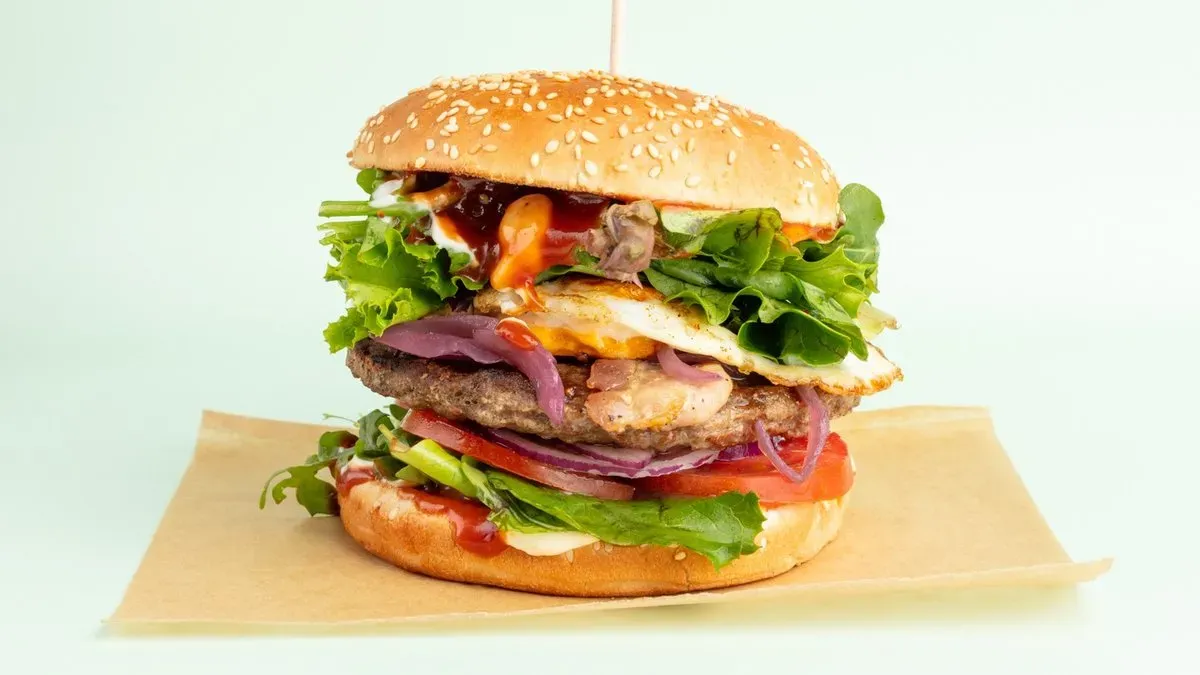 Grunge Beef Burger