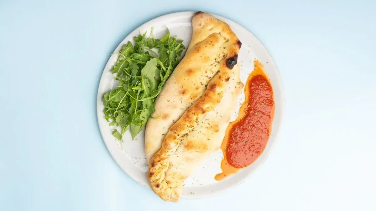 186. Calzone