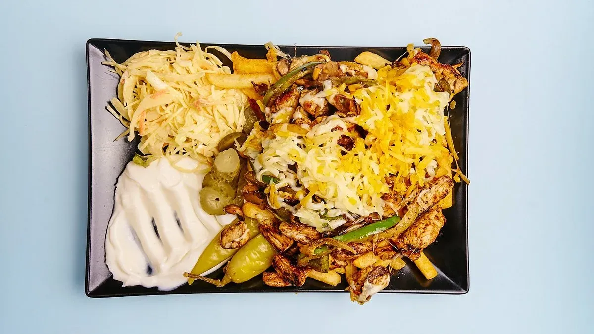 35. Fahita Plate