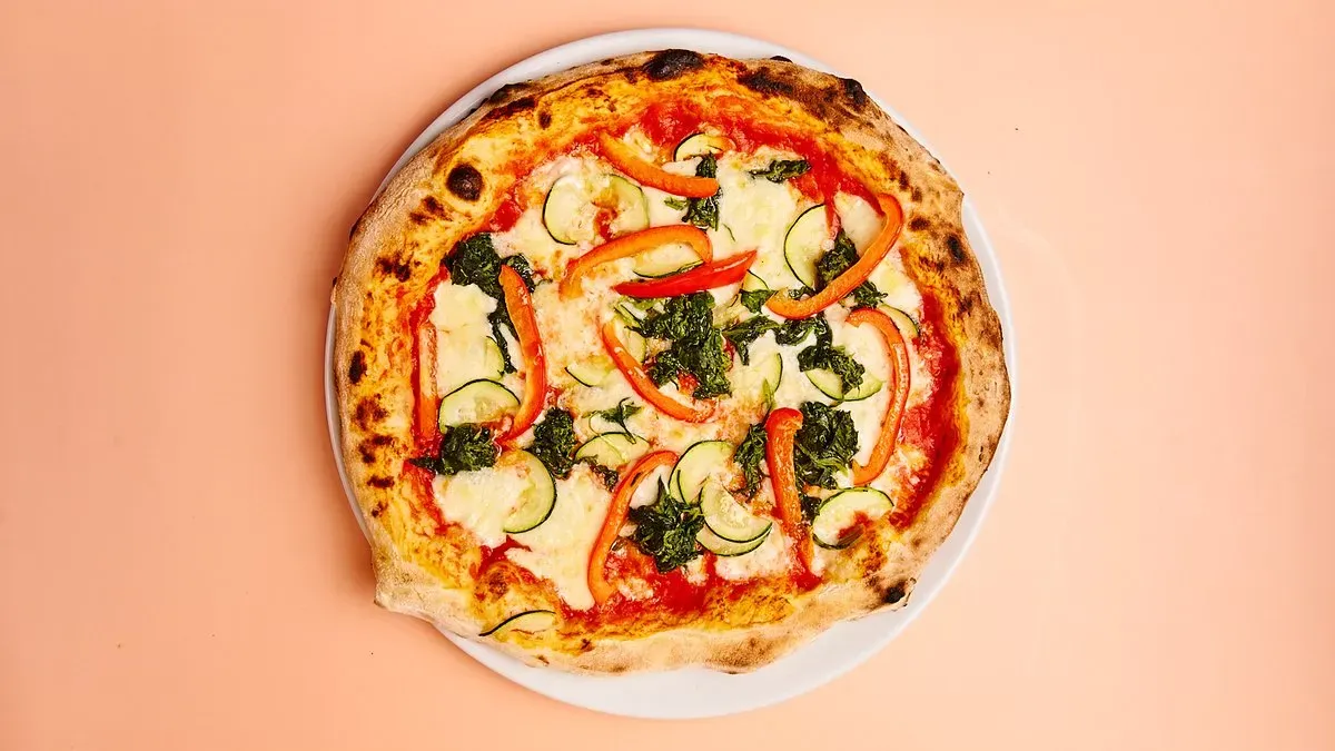 602. Pizza Vegetale