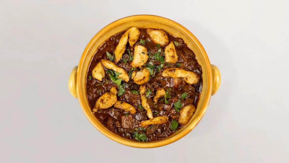 56. Ajapsandal mit Hähnchen