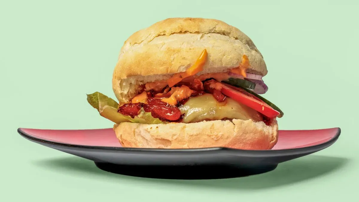 Cheesy Burger Premium Deluxe