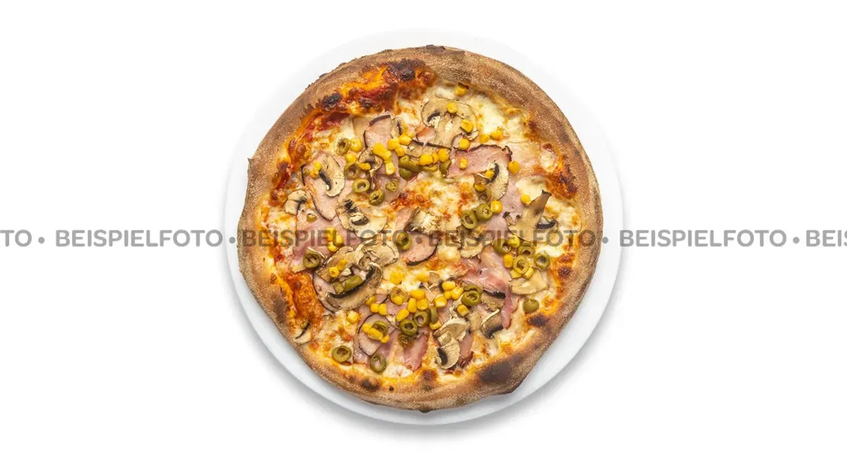 32. Pizza Toscana